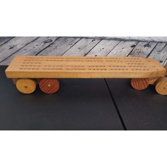 Vintage Solid Wood Truck & Trailer Cribbage Board - Picture 3 of 11